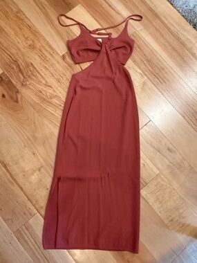 The Drop Cutout Midi Dress